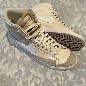 Nike Women's High-Top Sneakers - Cream